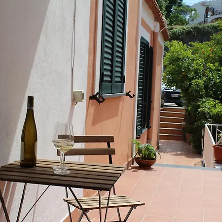 Le Radici - Monolocale Relax Con Loggia Ísquia